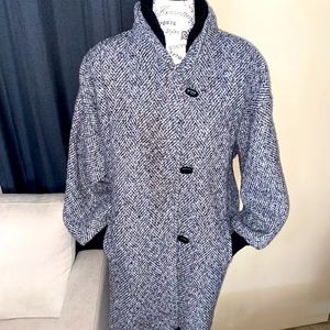Karizma East LTD Black/White Herringbone Wool Blend Coat Sz 14 Union made USA.